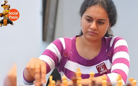 FIDE Women's Grand Prix Pune: Humpy, Harika in Action